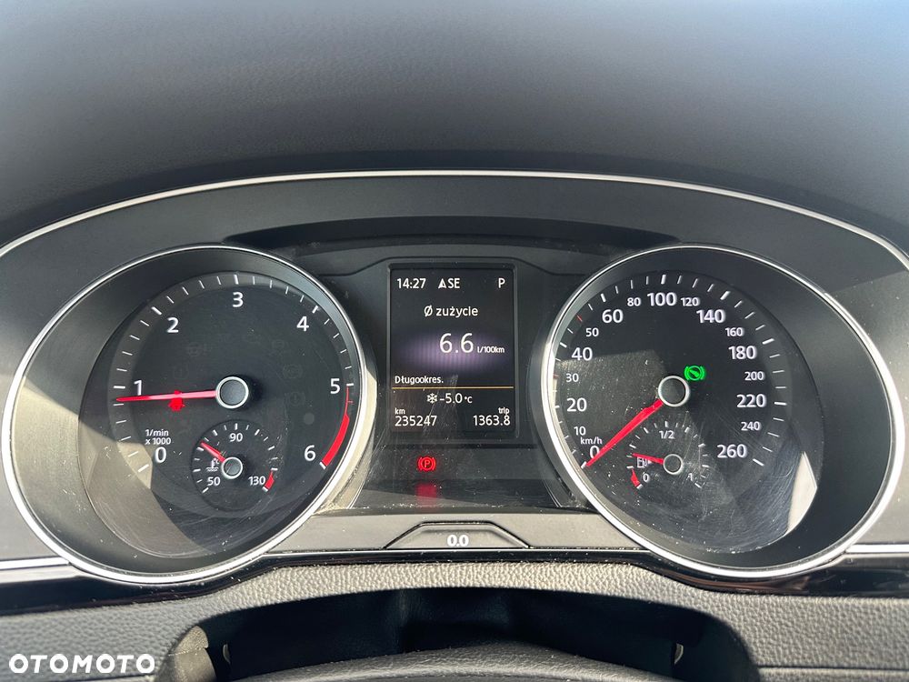 Volkswagen Passat 2.0 TDI BMT Highline DSG - 24