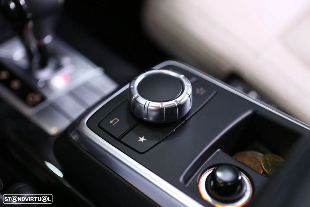 Mercedes-Benz G 350 d - 24