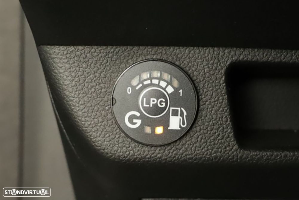 Renault Clio 1.0 TCe Techno Bi-Fuel - 20