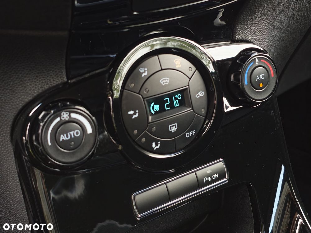 Ford Fiesta 1.25 Titanium - 15