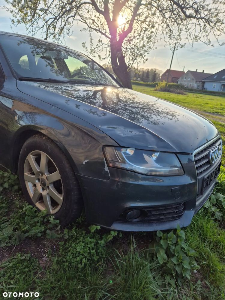 Audi A4 Avant 2.0 TDI - 5