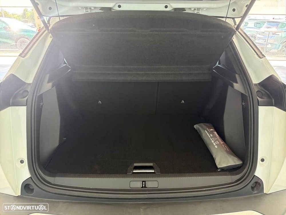 Peugeot 2008 1.2 PureTech GT - 6