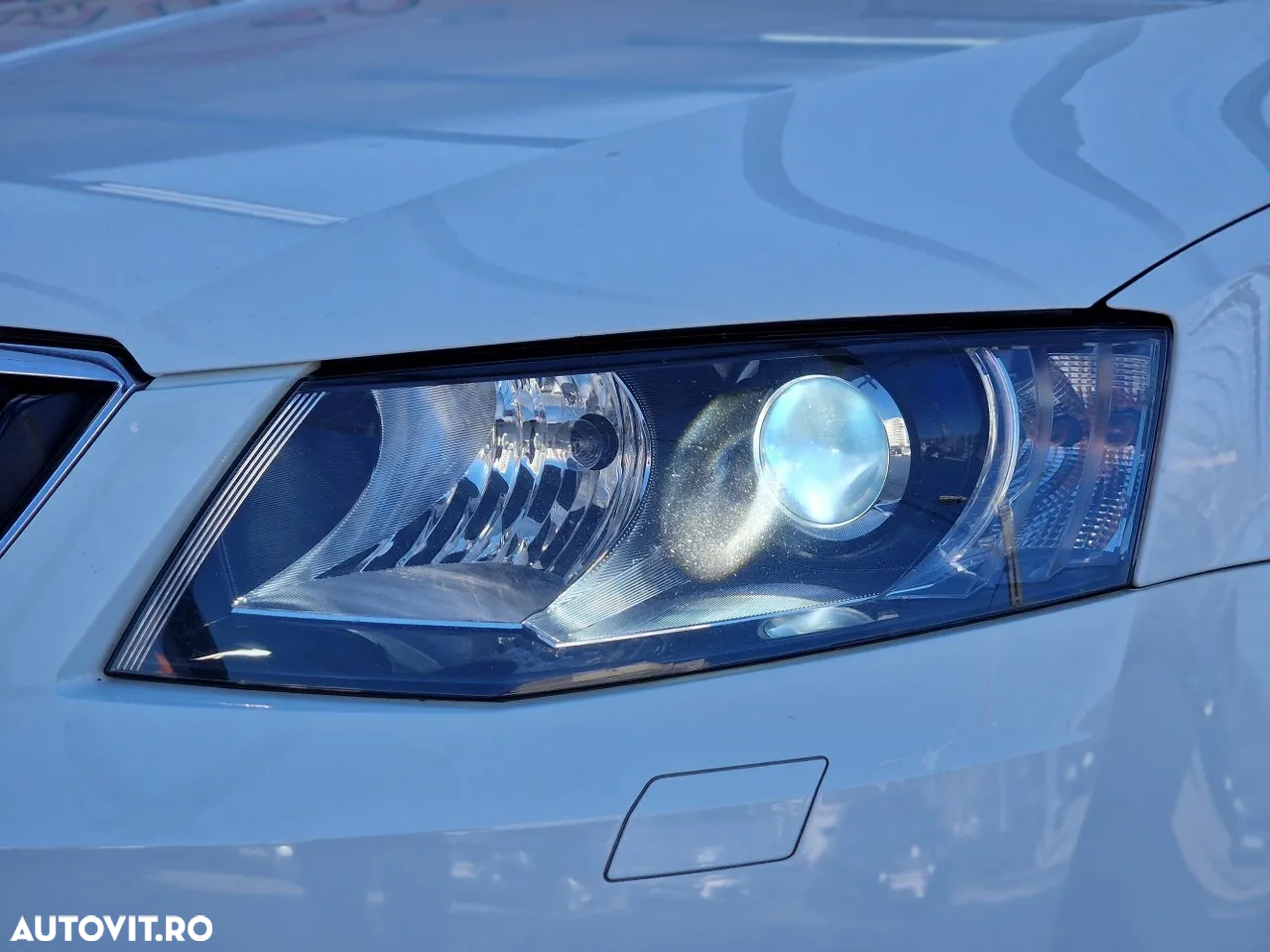 Skoda Octavia Combi 2.0 TDI DSG Edition - 24