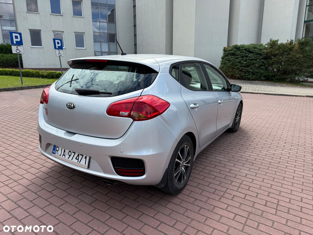 Hyundai i30 1.4 Comfort - 6