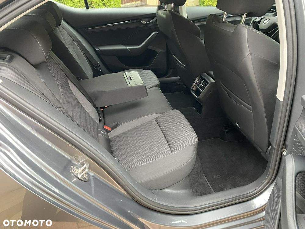 Skoda Octavia 1.5 TSI e-Tec Ambition DSG - 35