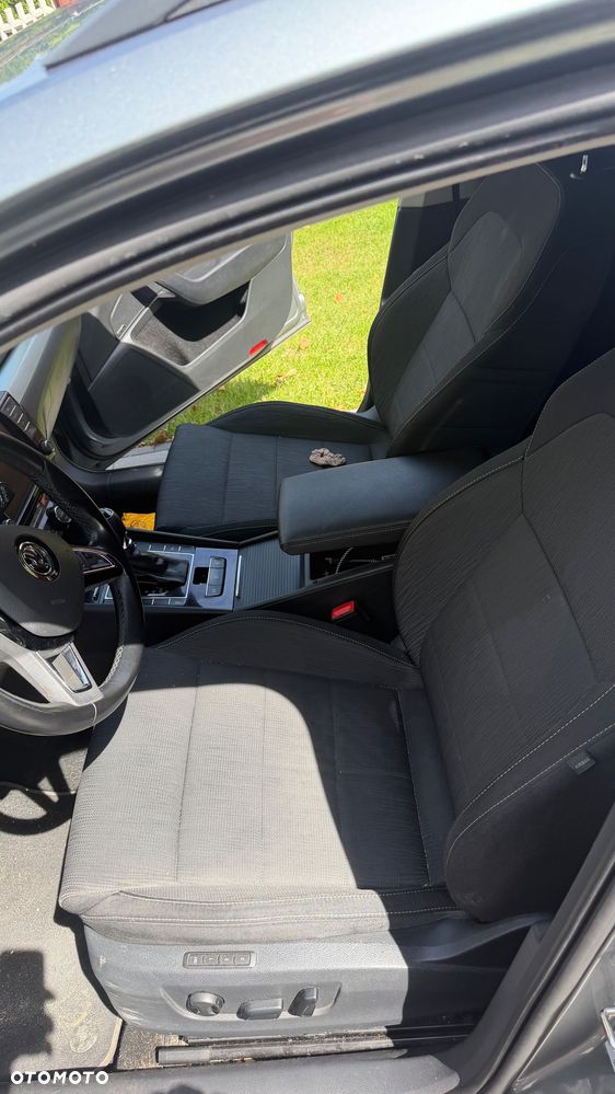 Skoda Superb 2.0 TDI Style DSG - 14