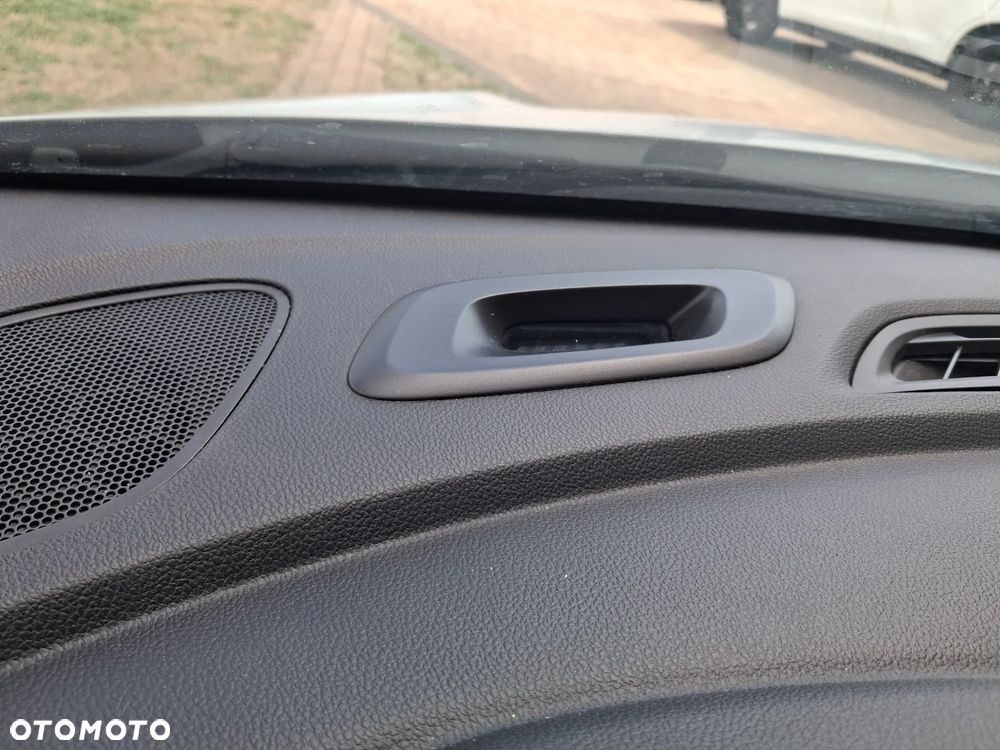 Opel Astra 1.4 Turbo Dynamic - 22