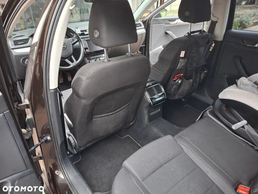 Skoda Superb 2.0 TSI Ambition DSG - 5