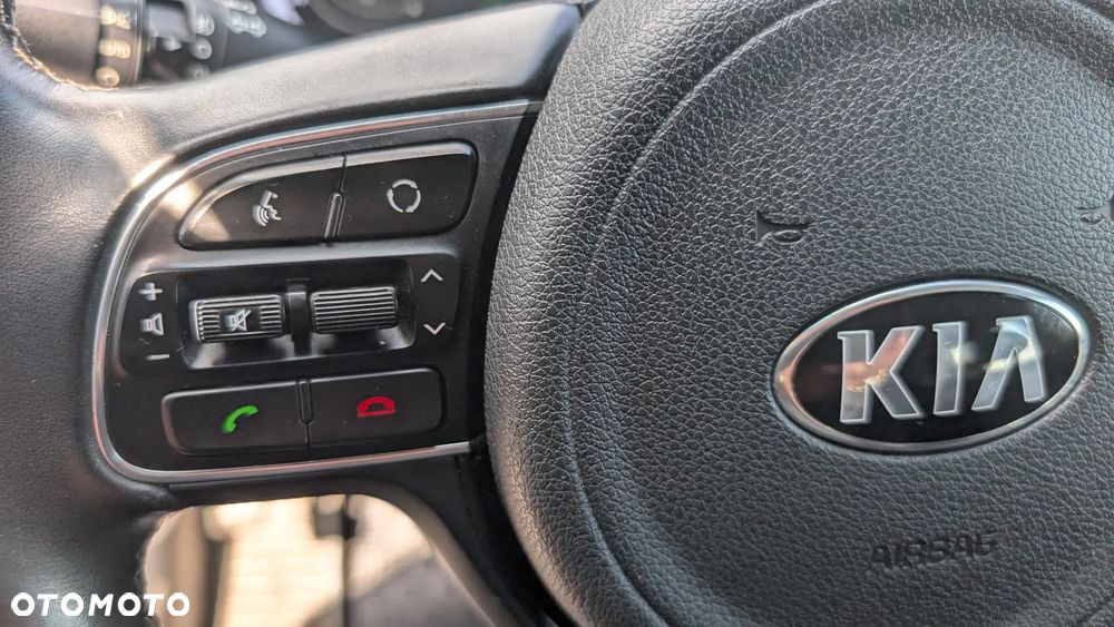 Kia Niro 1.6 GDI HEV 2WD OPF Edition 7 - 19
