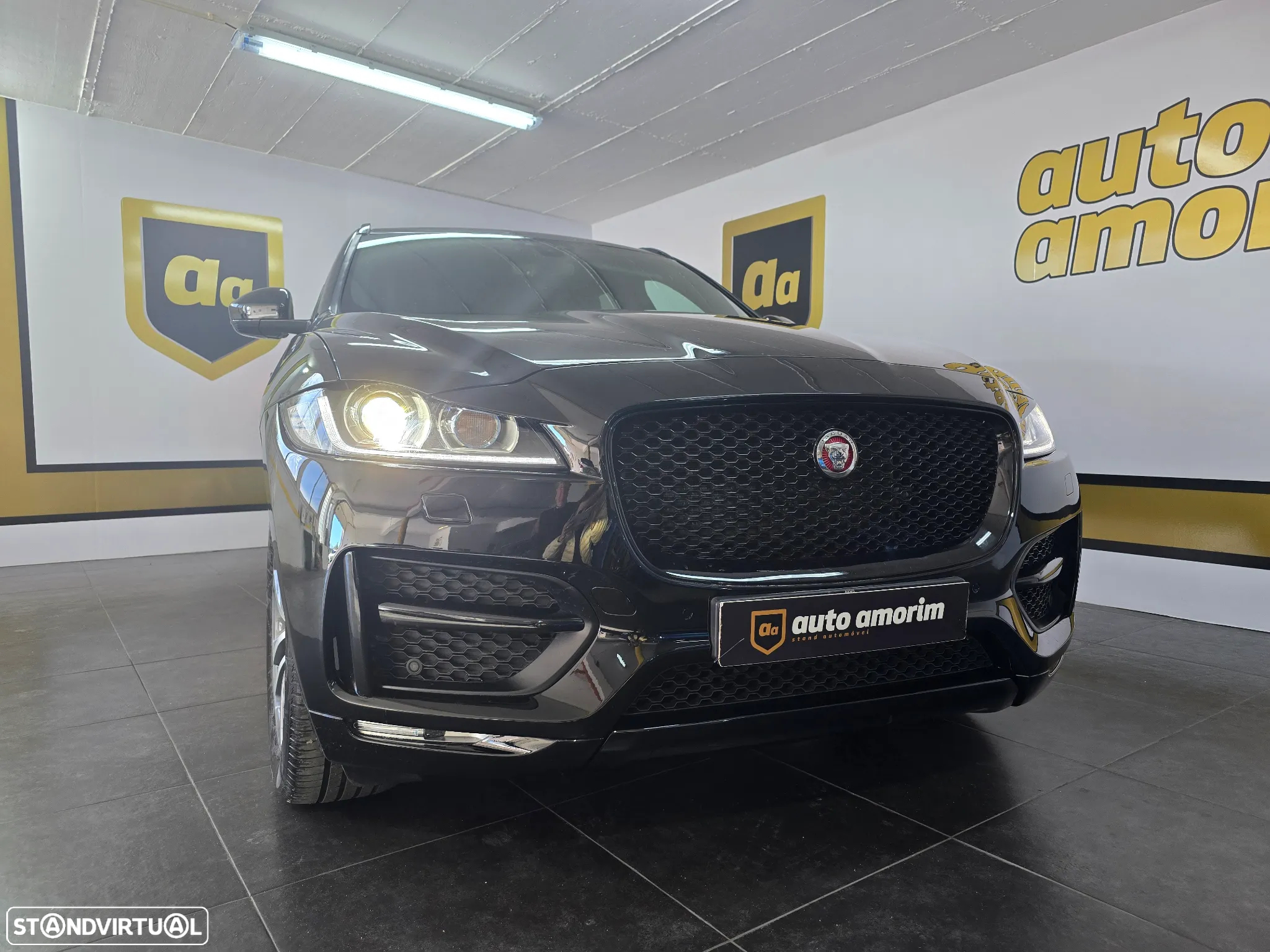 Jaguar F-Pace 2.0 i4D R-Sport Aut. - 3