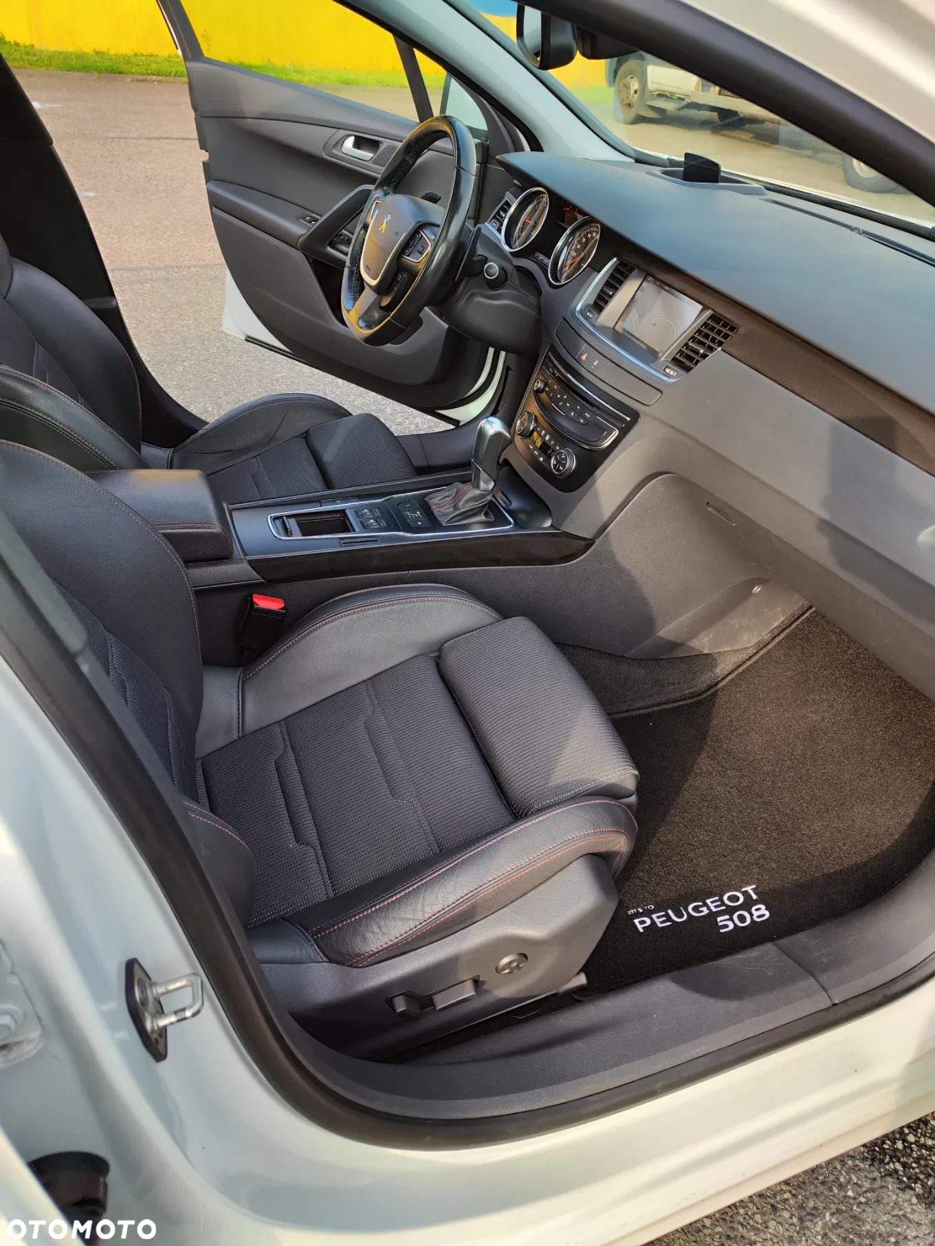 Peugeot 508 SW BlueHDi 180 EAT6 Stop&Start GT - 20