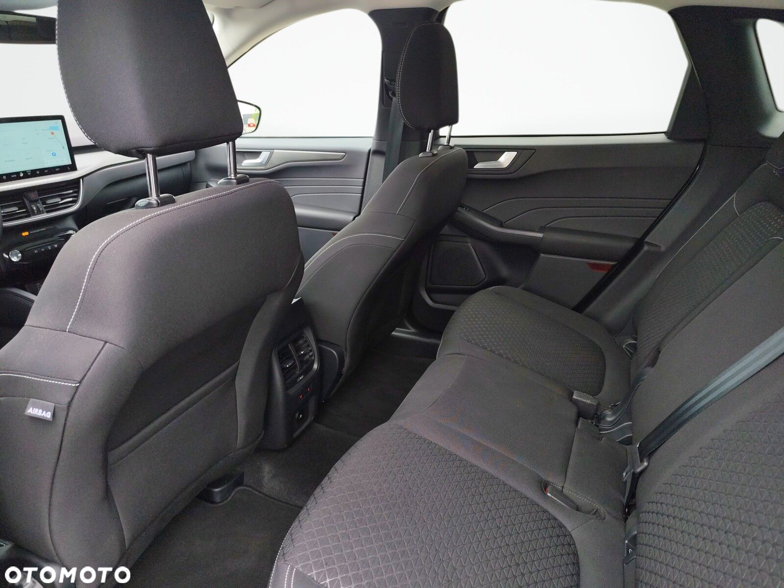 Ford Kuga - 12