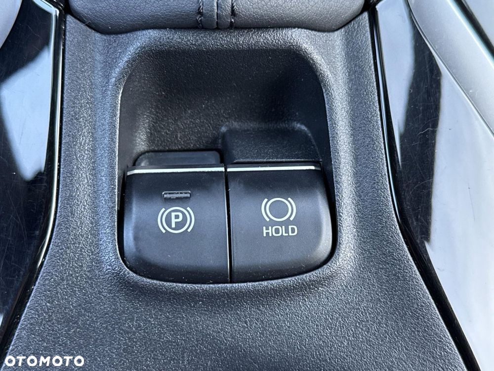 Toyota Corolla 2.0 Hybrid Comfort - 25