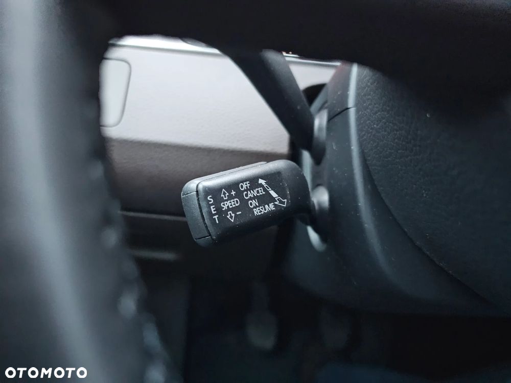 Volkswagen Passat Variant 2.0 TDI BlueMotion Technology Comfortline - 21