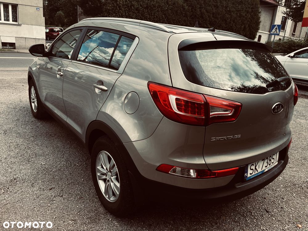 Kia Sportage 2.0 CRDI S - 9