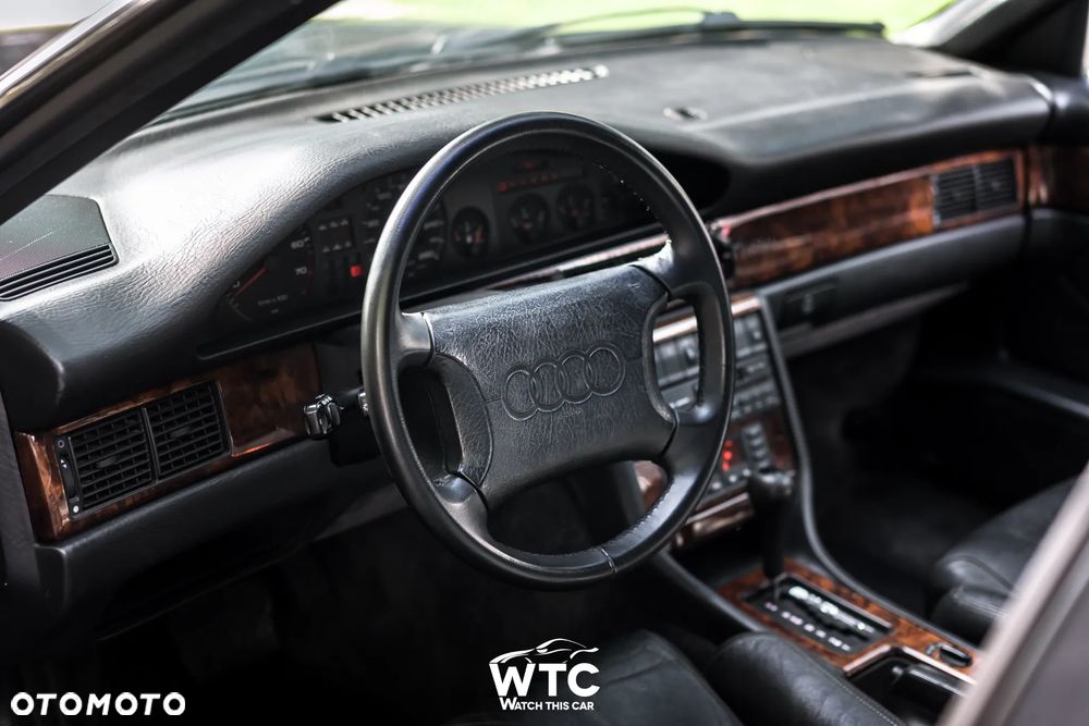 Audi V8 4.2 - 12