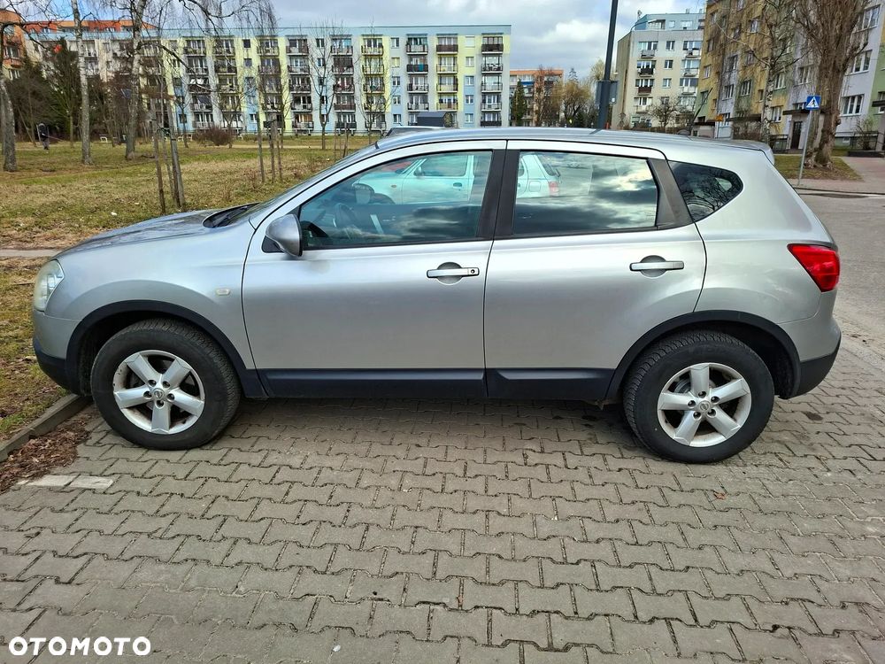 Nissan Qashqai - 1