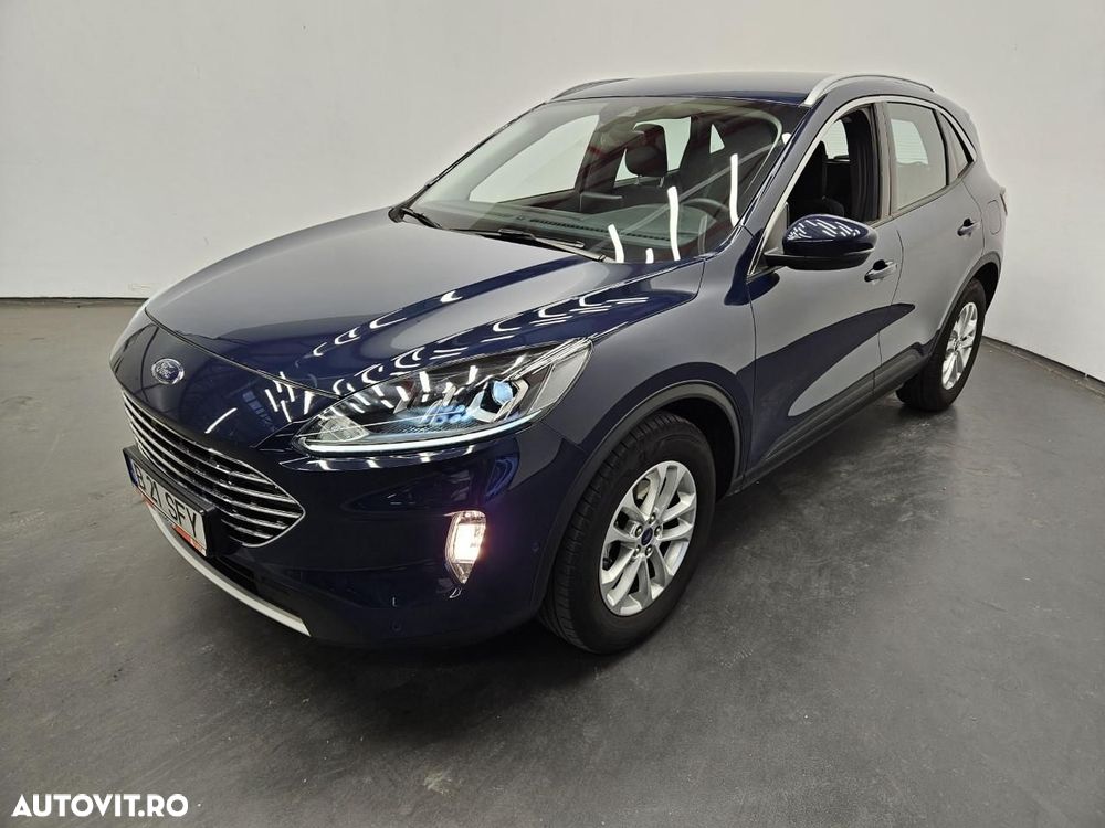 Ford Kuga - 2