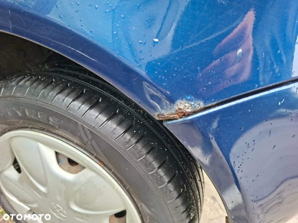 Toyota Yaris - 15