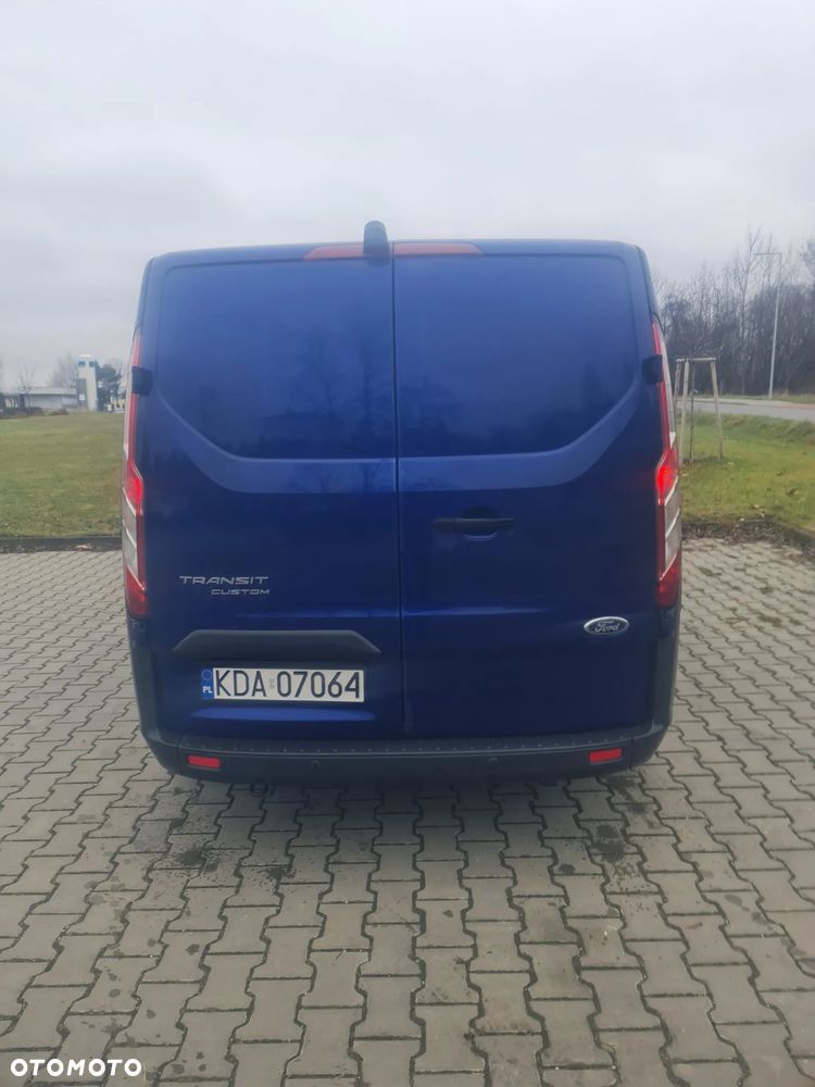 Ford Transit Custom - 8