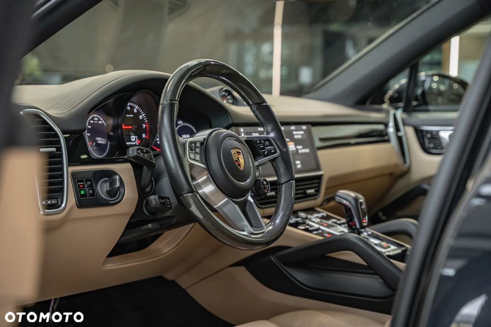 Porsche Cayenne Platinum Edition - 27