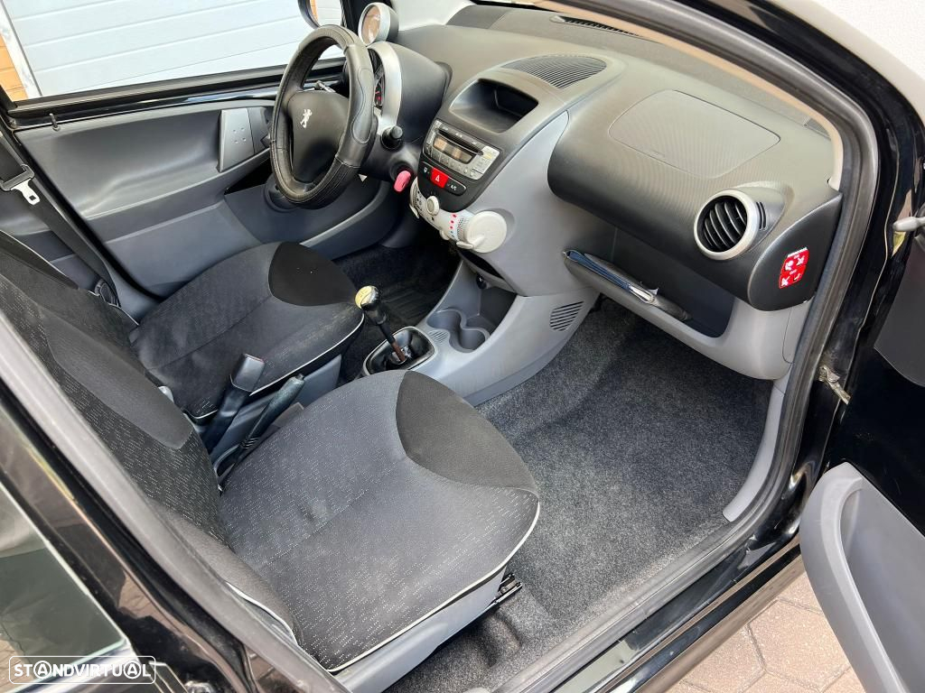 Peugeot 107 1.0 Black&Silver - 15