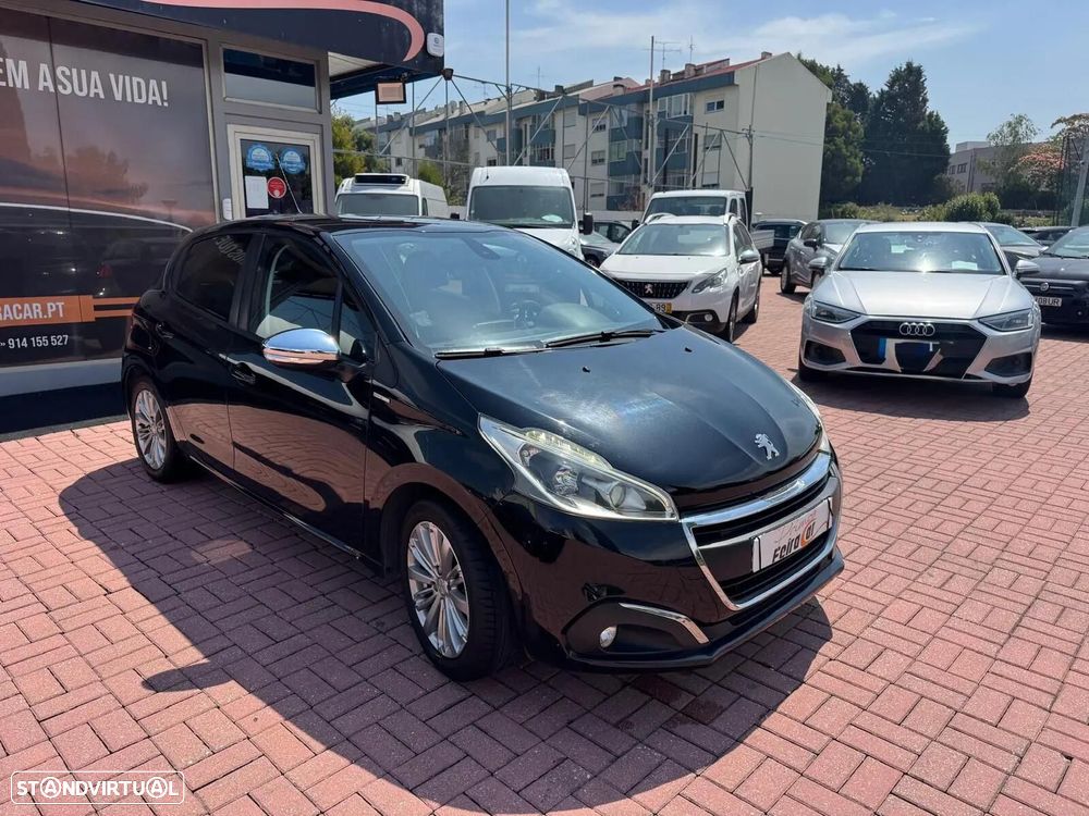 Peugeot 208 - 24