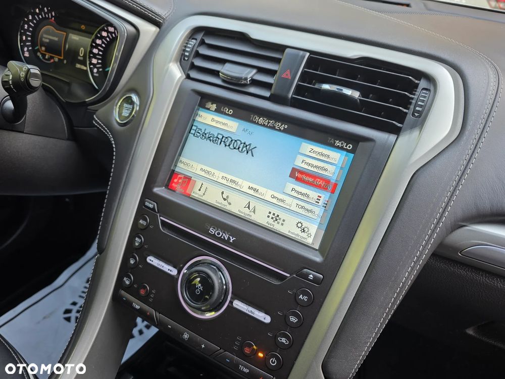 Ford Mondeo - 22