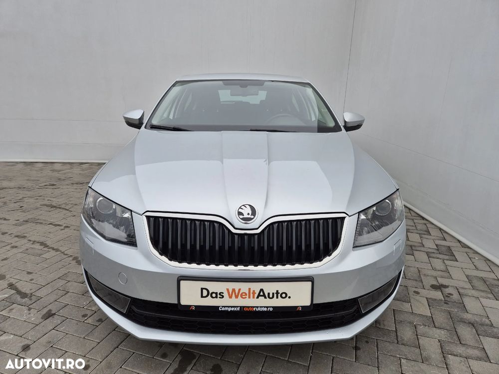 Skoda Octavia 2.0 TDI STYLE - 8