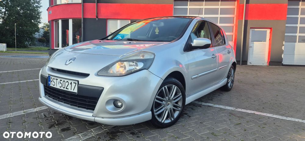 Renault Clio - 1