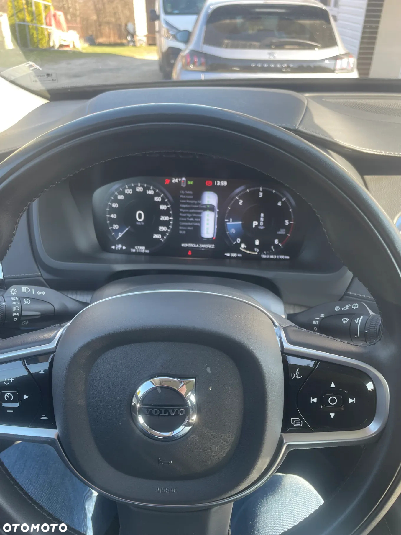 Volvo XC 90 - 11