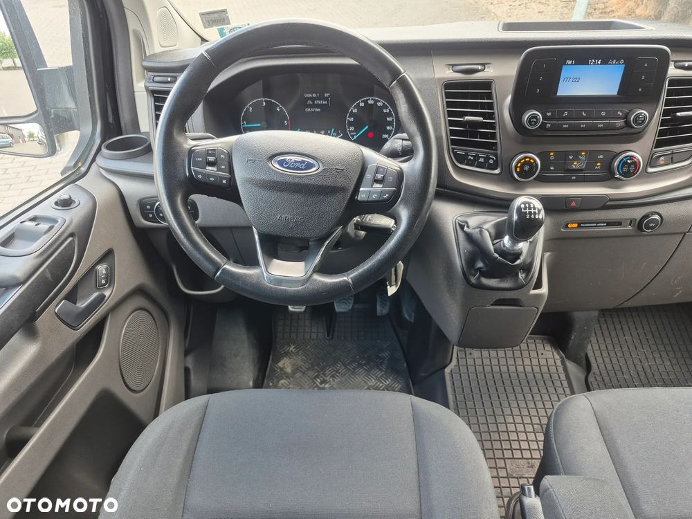 Ford Transit Custom 290 L2H1 Limited - 10