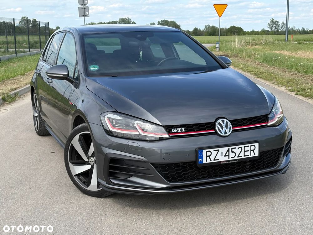 Volkswagen Golf GTI (BlueMotion Technology) DSG - 1