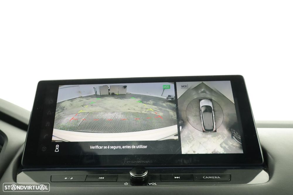 Nissan Qashqai 1.3 DIG-T N-Connecta LED - 12