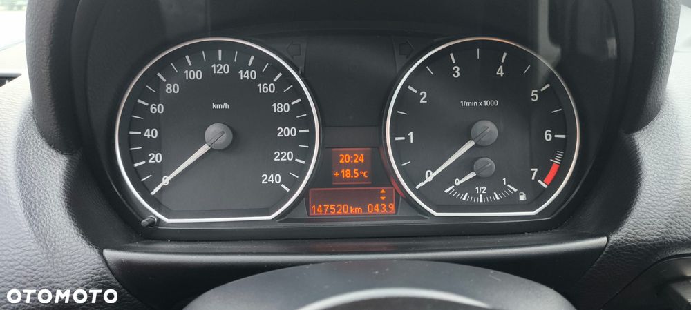 BMW Seria 1 - 19