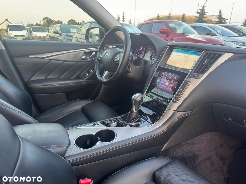 Infiniti Q50 2.0t Premium Executive - 41