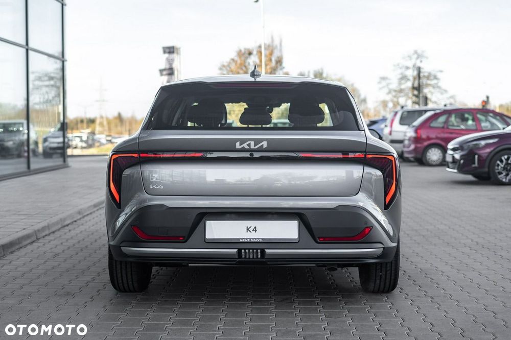 Kia K4 - 6