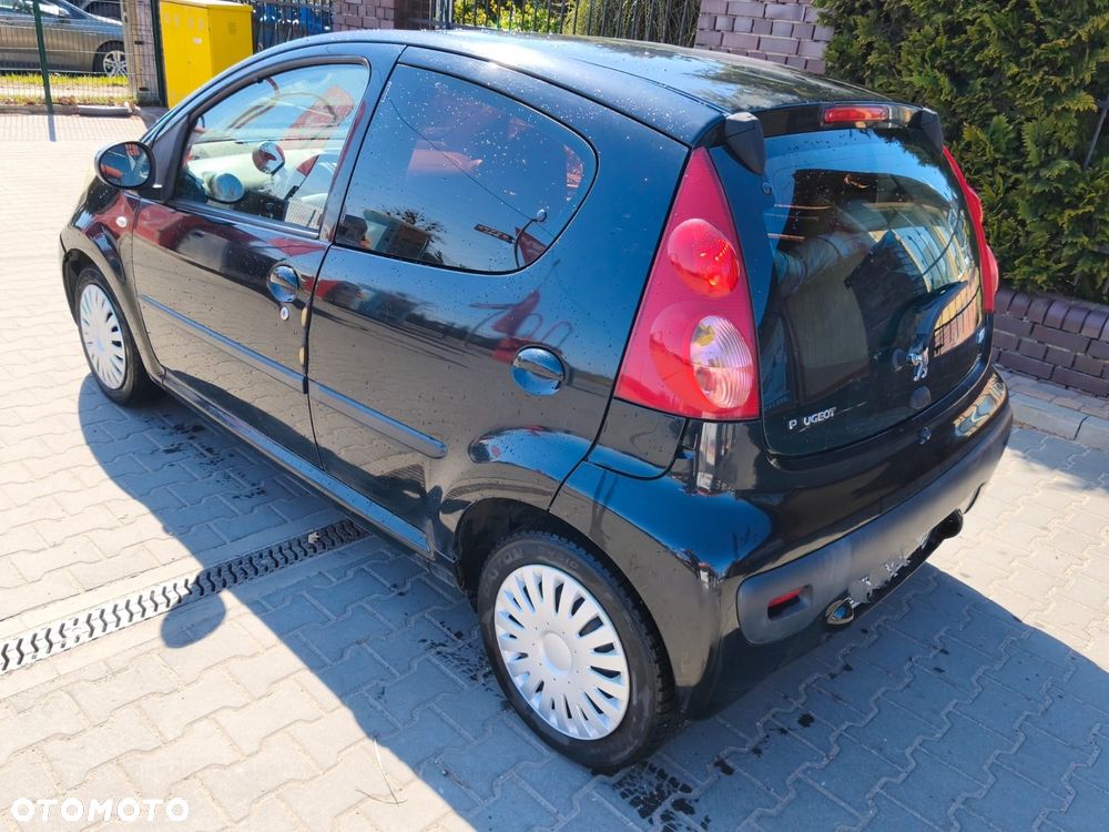 Peugeot 107 - 4