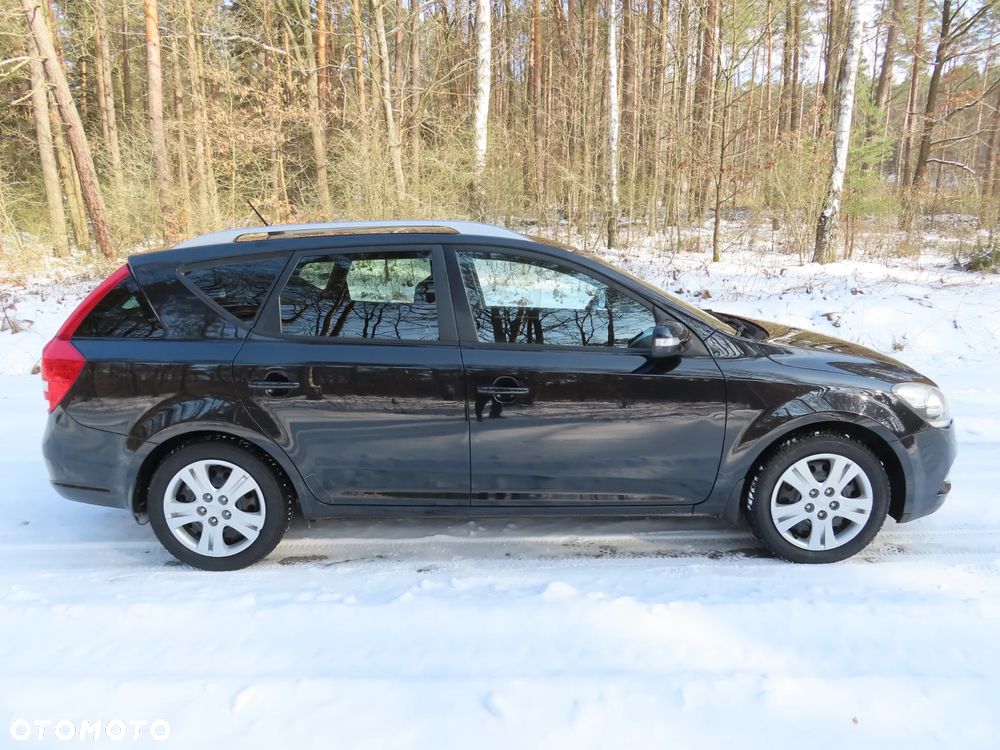 Kia Ceed - 3