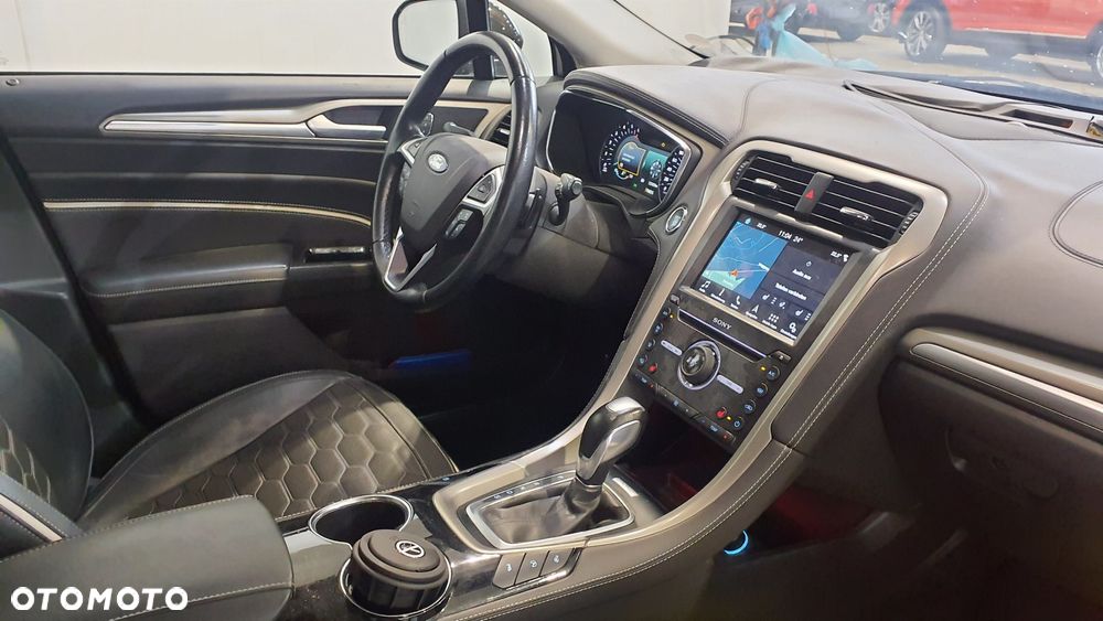 Ford Mondeo Vignale 2.0 TDCi 4WD PowerShift - 9