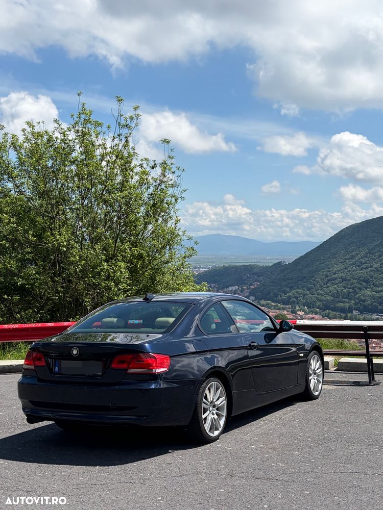 BMW Seria 3 320d xDrive Aut. - 5