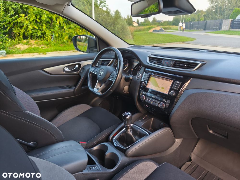 Nissan Qashqai 1.3 DIG-T N-Connecta - 8