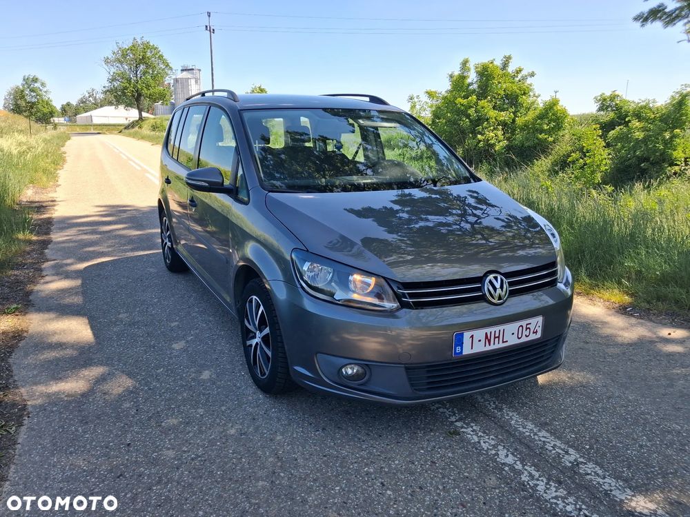 Volkswagen Touran 1.6 TDI DPF BlueMot Trendline - 4