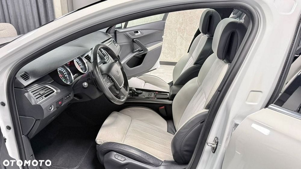 Peugeot 508 RXH 2.0 HDi HYbrid4 - 31