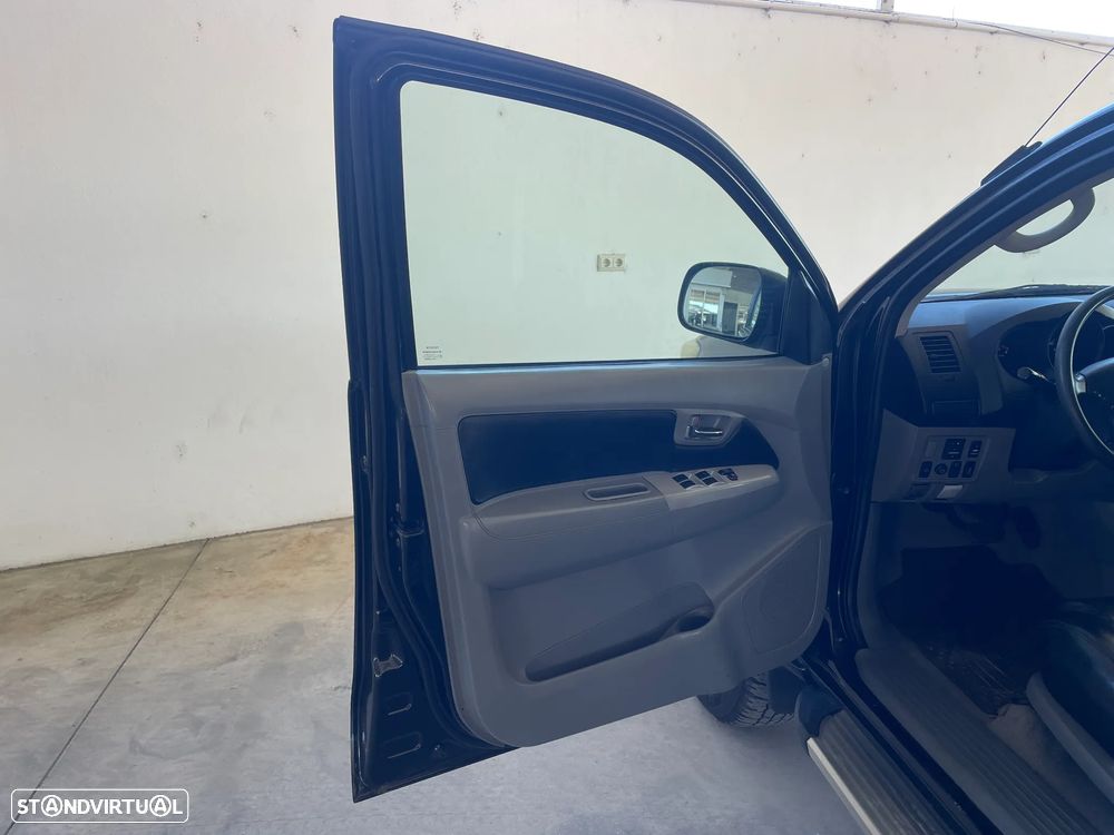 Toyota HILUX 3.0 D 4D C/DUPLA 4X4 - 9