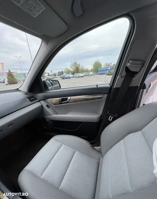 Mercedes-Benz C 220 CDI - 4