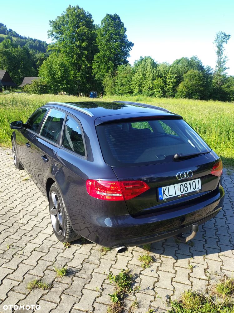 Audi A4 Avant - 10