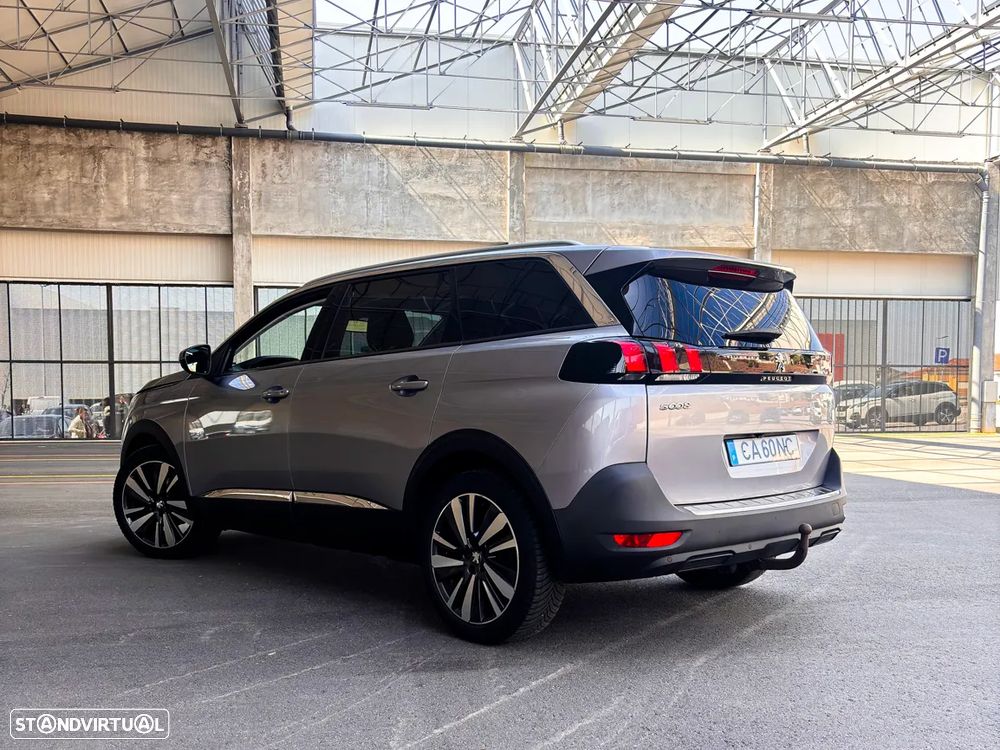 Peugeot 5008 - 4