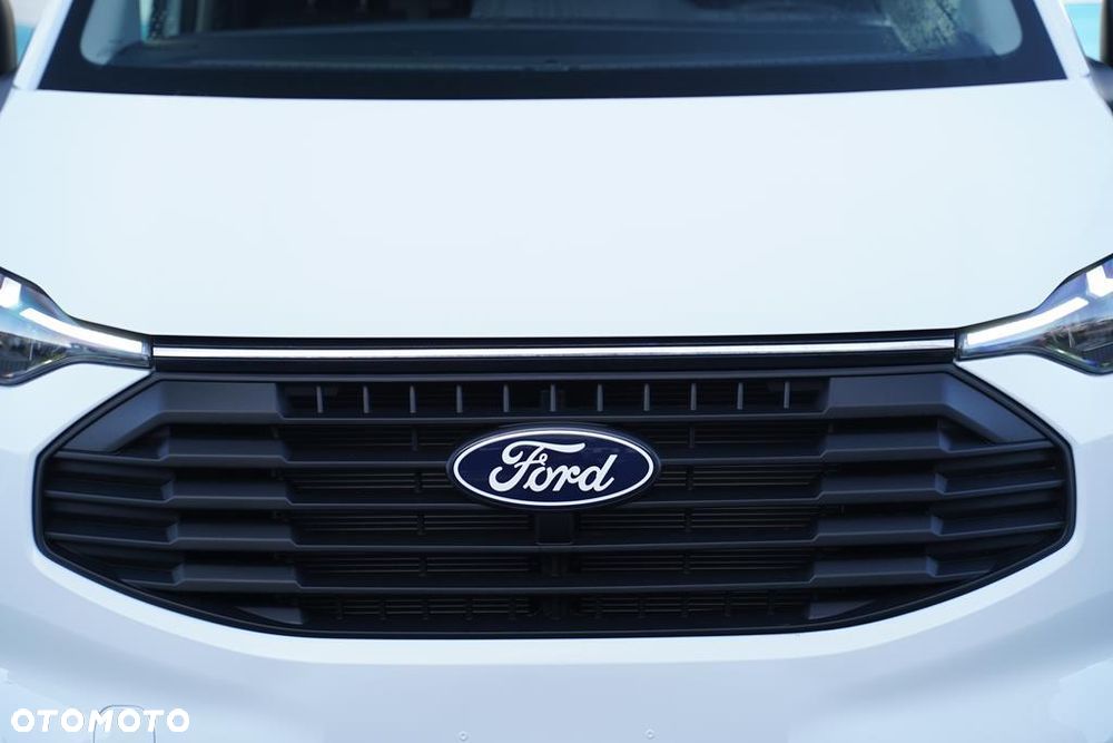 Ford Transit Custom - 22