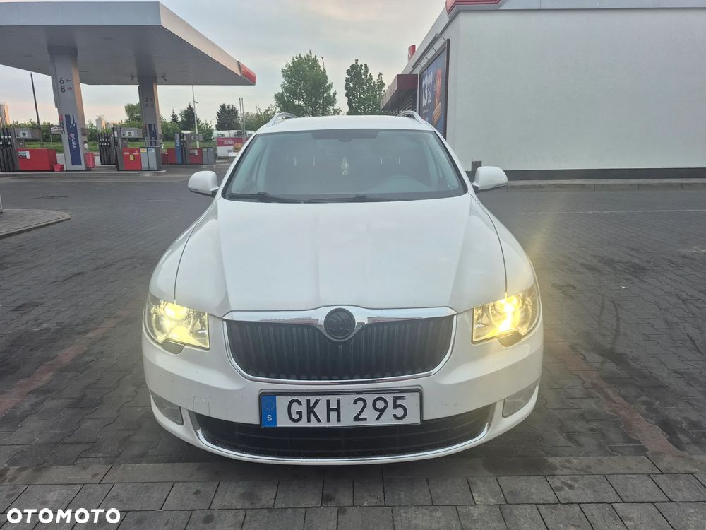 Skoda Superb 2.0 TDI 4x4 Ambition DSG - 1
